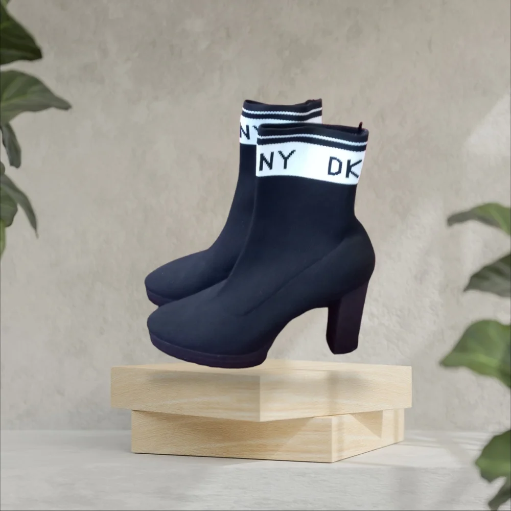 Shoes - Picture 2 of 4